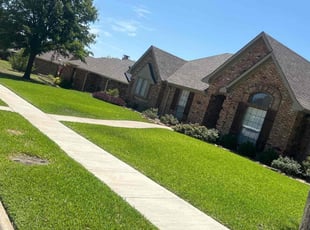 Catla R.'s Lawn Mowing service result