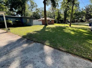 Stephanie G.'s Lawn Service service result