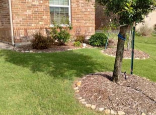 LeslieGail M.'s Flower Bed Weeding service result