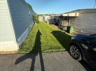 Robin A.'s Lawn Mowing service result