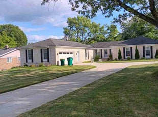 Jean E.'s Lawn Mowing service result