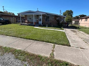 Brittney S.'s Lawn Service service result