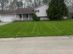 Melissa R.'s Lawn Care service result