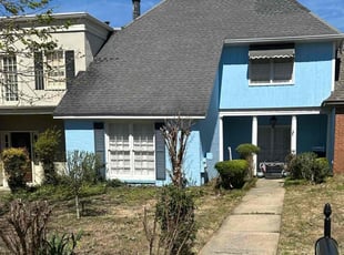Bush Trimming by Jerome Harris for Sherelle A. in Montgomery, AL