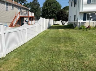 Ozlem P.'s Lawn Care service result