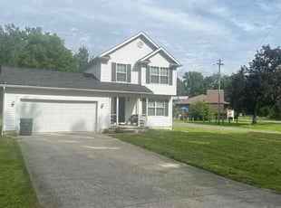 Lisa T.'s Lawn Mowing service result