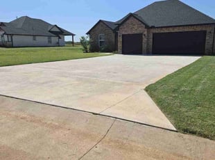 Scarlet A.'s Yard Cutting service result