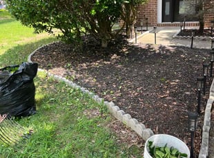 Susan M.'s Flower Bed Weeding service result