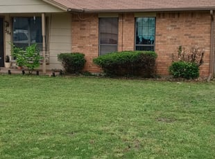 Bush Trimming by Nelson Lee for Brandy B. in Edmond, OK