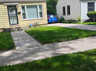 Lanre O.'s Lawn Maintenance service result