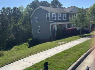 Jazmine P.'s Lawn Service service result