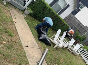Bush Trimming by Simon Sanchez Jr for Peter R. in Dallas, TX