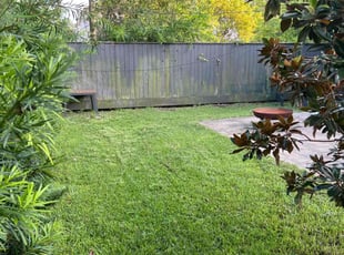 Mahnaz M.'s Lawn Maintenance service result