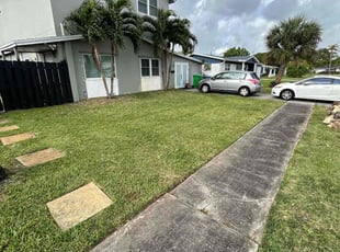 Lauren S.'s Lawn Mowing Service service result