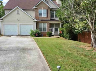 Sameerah M.'s Yard Cutting service result