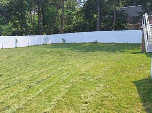 Edouard W.'s Lawn Mowing service result