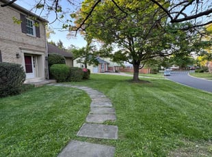 Katelyn R.'s Lawn Service service result