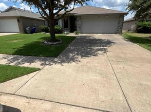 Mary Andrea M.'s Grass Cutting service result