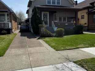 Lynda B.'s Lawn Service service result