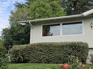 Bush Trimming by Ricardo Santiesteban for Bob F. in Portland, OR