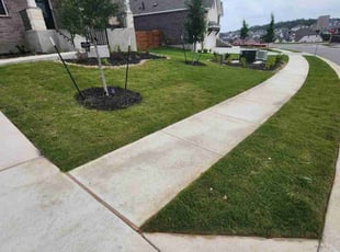 Maggie L.'s Lawn Service service result
