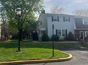 Vicky H.'s Lawn Maintenance service result
