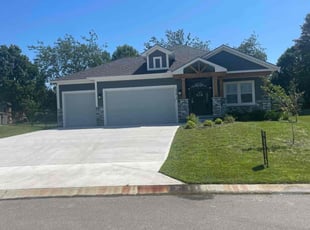 Jasen B.'s Lawn Maintenance service result