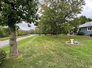 Linda B.'s Lawn Maintenance service result