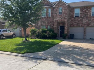 Marie W.'s Grass Cutting service result