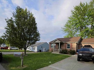 Lisa S.'s Lawn Service service result