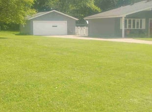 Bently B.'s Lawn Mowing service result