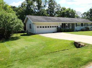 Angela J.'s Lawn Service service result