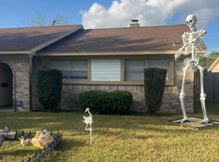 Bush Trimming by Nicole Ross for Karl M. in Houston, TX