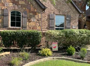 Roddy C.'s Bush Trimming service result