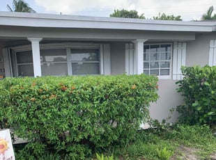 Bush Trimming by Dewante Deas for Jade G. in Deerfield Beach, FL