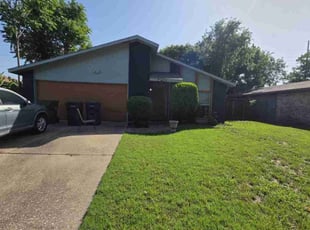 Bush Trimming by Macey Wheeler for Victoria E. in Garland, TX