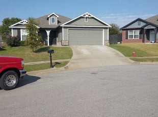 Bush Trimming by Justin Farrar for Kayla m. in Owasso, OK
