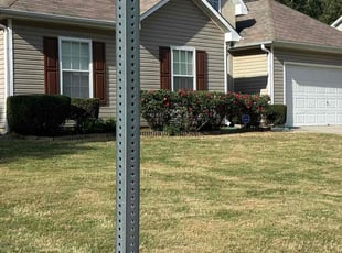 Bush Trimming by Davy Luangkhot for Barbara S. in Jonesboro, GA