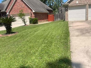 Kristin F.'s Lawn Service service result