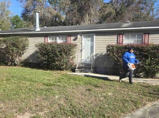Bush Trimming by Loretta BautistaRodrigez for Lee F. in Fruitland Park, FL