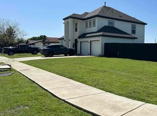 Daryna V.'s Lawn Care service result