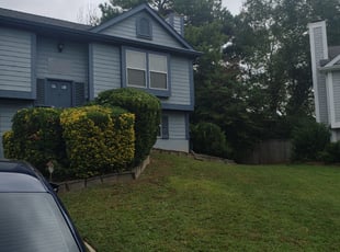 Bush Trimming by Isaiah Harris for Carlynne P. in Lithonia, GA