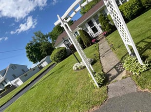 Caroline K.'s Lawn Care service result