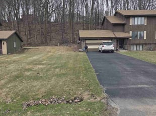 Kassy H.'s Lawn Maintenance service result