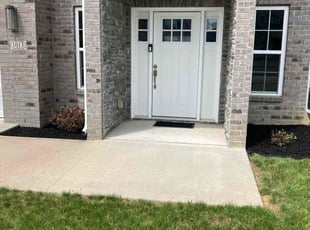 Mulching by Joel Laumas for Gloria W. in Lexington, KY