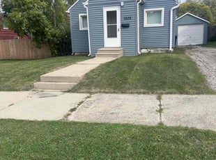Kelly S.'s Lawn Care service result