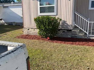 Bush Trimming by Johnny Richardson for Margaret H. in Bartow, FL