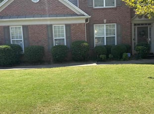 Bush Trimming by Courtland Davis for Debra H. in Suwanee, GA