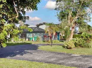JUDY R.'s Lawn Maintenance service result
