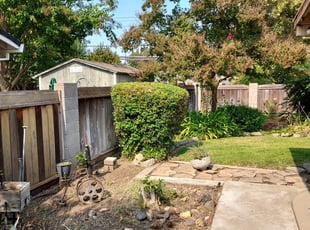 Bush Trimming by Juan Rodriguez for Gary W. in Carmichael, CA